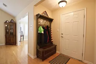 30 Wildwood Dr, Georgetown, TX 78633 - Photo 6