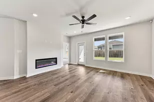 13205 Silver Blazer Dr, Buda, TX 78610 - Photo 6