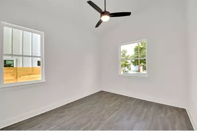 7603 Carver Avenue #1-A, Austin, TX 78752 - Photo 10