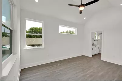 7603 Carver Avenue #1-A, Austin, TX 78752 - Photo 14