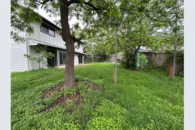 9010 Quail Creek Drive, Austin, TX 78758 - Photo 16