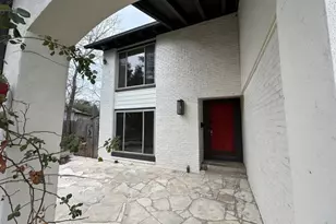 9010 Quail Creek Dr, Austin, TX 78758 - Photo 2