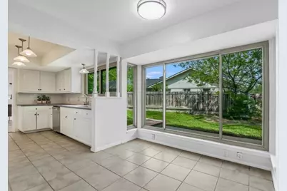 9010 Quail Creek Drive, Austin, TX 78758 - Photo 4