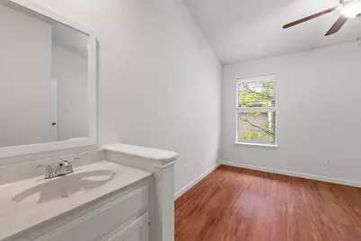 512 Eberhart Lane #1402, Austin, TX 78745 - Photo 22