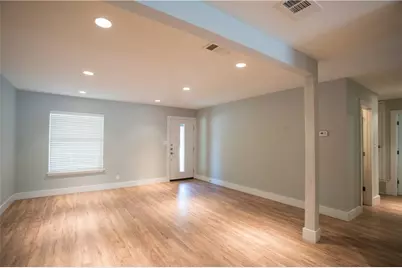 809 Sussex Drive, Austin, TX 78745 - Photo 2