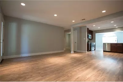 809 Sussex Drive, Austin, TX 78745 - Photo 4