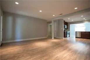 809 Sussex Dr, Austin, TX 78745 - Photo 4