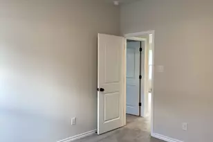 140 Clover Bnd, Liberty Hill, TX 78642 - Photo 18