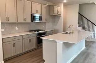 140 Clover Bnd, Liberty Hill, TX 78642 - Photo 6