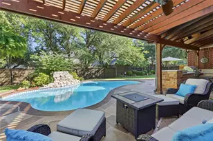 218 Champions Dr, Georgetown, TX 78628 - Photo 30
