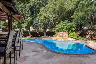 218 Champions Dr, Georgetown, TX 78628 - Photo 34