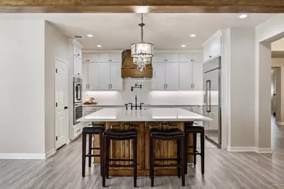 218 Champions Drive, Georgetown, TX 78628 - Photo 6