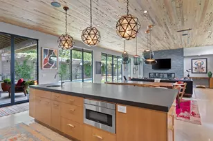 1175 San Bernard St, Austin, TX 78702 - Photo 12