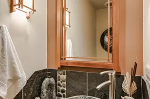 1325 Spyglass Dr, Austin, TX 78746 - Photo 26