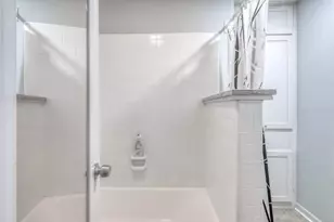 1208 Country Club Rd, Georgetown, TX 78628 - Photo 16