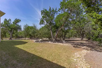6800 Little Serenity Cove, Jonestown, TX 78645 - Photo 28