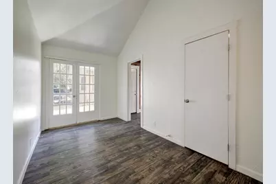 903 Shoal Cliff Court, Austin, TX 78705 - Photo 28