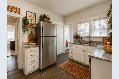 903 Shoal Cliff Court, Austin, TX 78705 - Photo 8