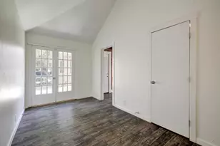 903 Shoal Cliff Ct, Austin, TX 78705 - Photo 28