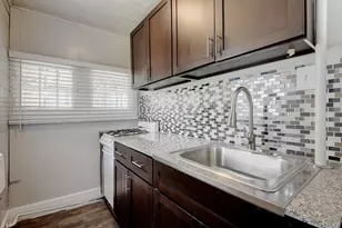 903 Shoal Cliff Ct, Austin, TX 78705 - Photo 24
