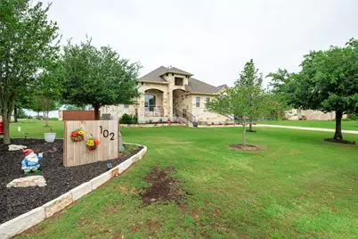 102 McCoy Circle, Bastrop, TX 78602 - Photo 2