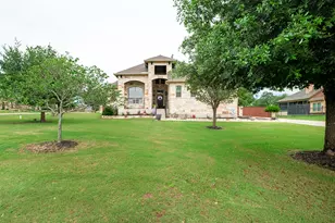 102 McCoy Cir, Bastrop, TX 78602 - Photo 40