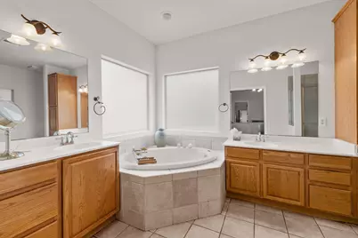 300 River Bluff Circle, Georgetown, TX 78626 - Photo 18