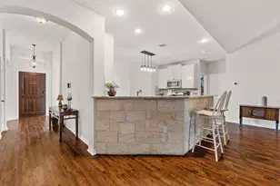 300 River Bluff Cir, Georgetown, TX 78626 - Photo 10