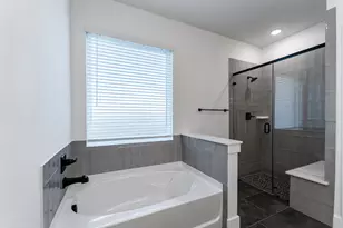 401 Joy Ln, Liberty Hill, TX 78642 - Photo 20