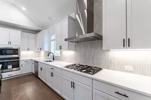 401 Joy Ln, Liberty Hill, TX 78642 - Photo 6