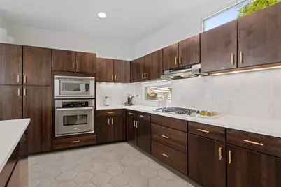 1500 Summit Street #5, Austin, TX 78741 - Photo 18