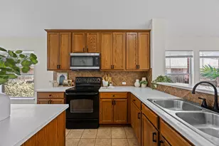 3701 Pine Needle Cir, Round Rock, TX 78681 - Photo 8