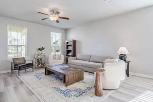 218 Glass Mountains Wy, Dripping Springs, TX 78620 - Photo 10