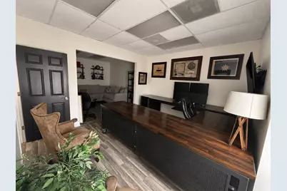 2209 9th Street, Marble Falls, TX 78654 - Photo 10