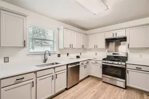 6937 Sabrina Dr, Austin, TX 78747 - Photo 2