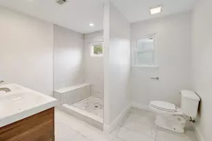 4605 Beechwood Hollow, Austin, TX 78731 - Photo 20