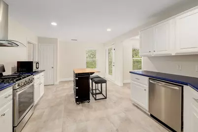 4605 Beechwood Hollow, Austin, TX 78731 - Photo 12