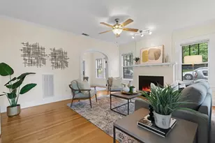 601 E 43rd St, Austin, TX 78751 - Photo 2