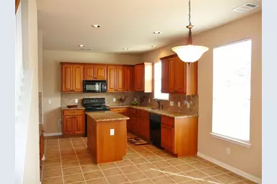 2716 Costa Azul Cove, Leander, TX 78641 - Photo 10