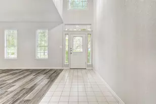 13220 Darwin Ln, Austin, TX 78729 - Photo 2