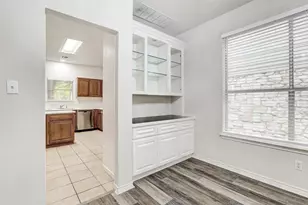 13220 Darwin Ln, Austin, TX 78729 - Photo 16