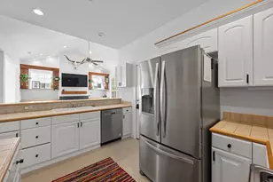 302 Ben Howell Dr, Austin, TX 78704 - Photo 16