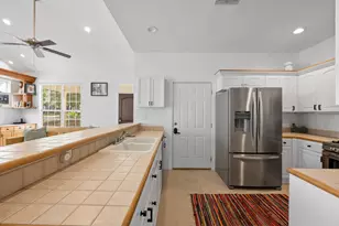 302 Ben Howell Dr, Austin, TX 78704 - Photo 10