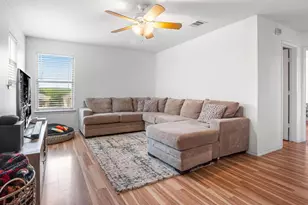 8936 Milton Lease Dr, Austin, TX 78747 - Photo 6