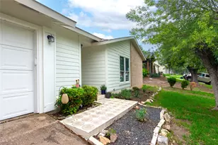 8411 Romney Rd, Austin, TX 78748 - Photo 6
