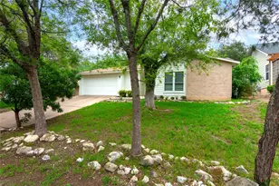 8411 Romney Rd, Austin, TX 78748 - Photo 4