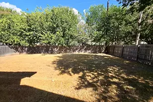 204 Delby St, Hutto, TX 78634 - Photo 22