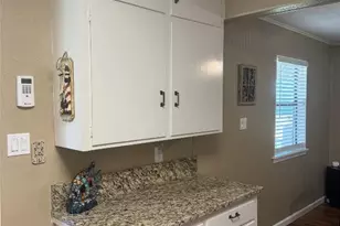 504 Lakewood Dr, Burnet, TX 78611 - Photo 8