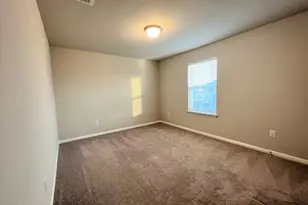 6413 Owl Creek Ln, Austin, TX 78747 - Photo 10