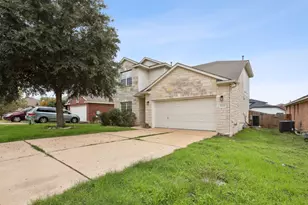 11725 Timber Heights Dr, Austin, TX 78754 - Photo 2